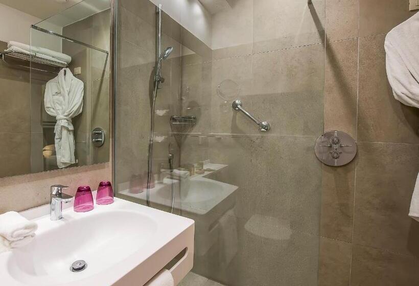 اتاق استاندارد با 2 تخت دوبل, Crowne Plaza Rome St. Peter S, An Ihg