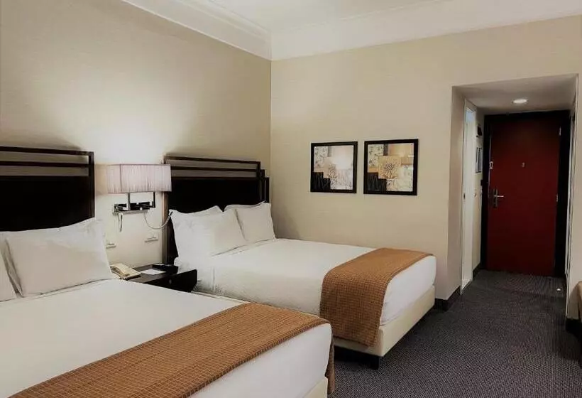 اتاق استاندارد با 2 تخت دوبل, Crowne Plaza Rome St. Peter S, An Ihg
