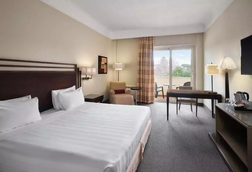 اتاق استاندارد با تخت دوبل, Crowne Plaza Rome St. Peter S, An Ihg