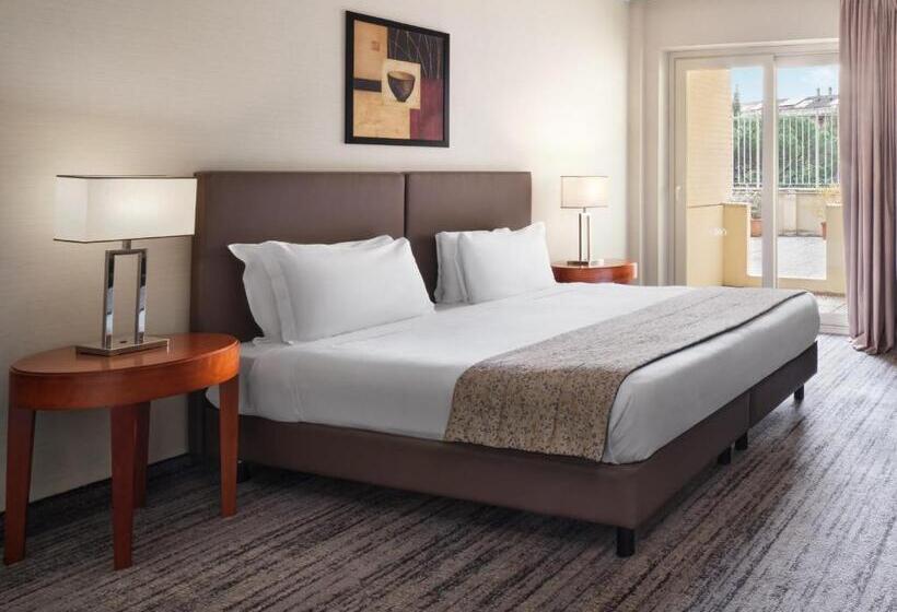سوییت جونیور, Crowne Plaza Rome St. Peter S, An Ihg