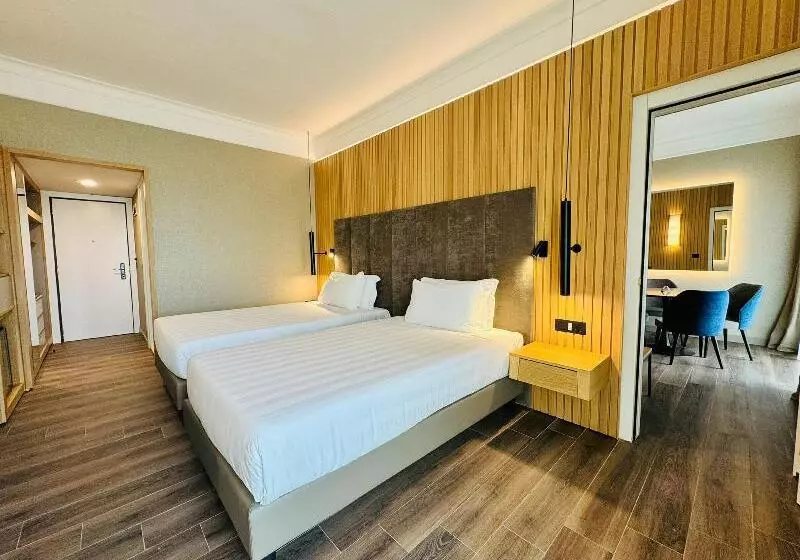 سوییت, Crowne Plaza Rome St. Peter S, An Ihg