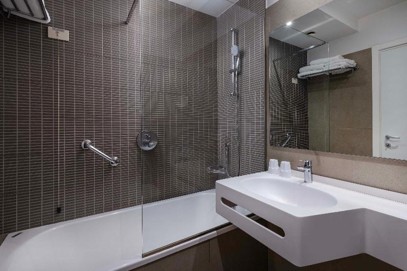 اتاق استاندارد با تخت بزرگ, Crowne Plaza Rome St. Peter S, An Ihg