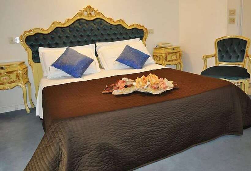 اتاق استاندارد, Esedra