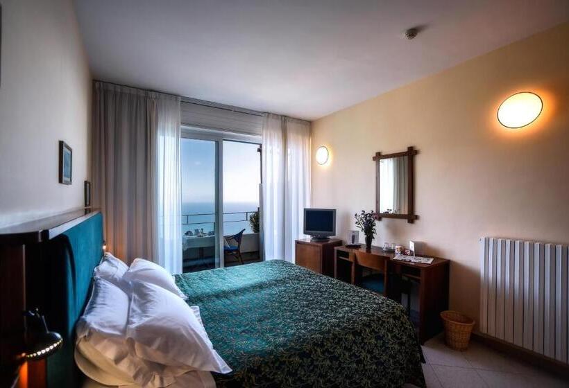 חדר סטנדרט, Graal