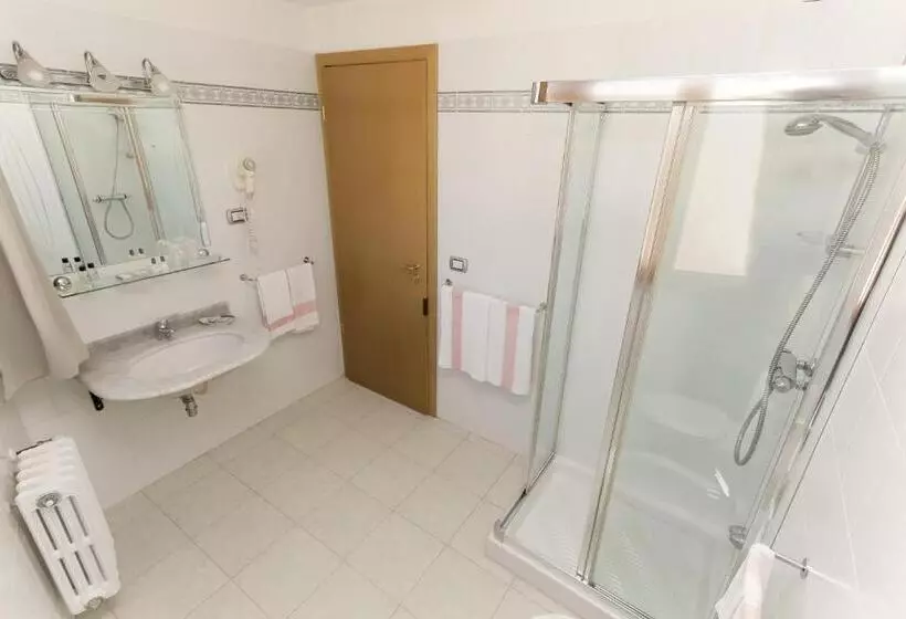 Quarto standard, Grillo