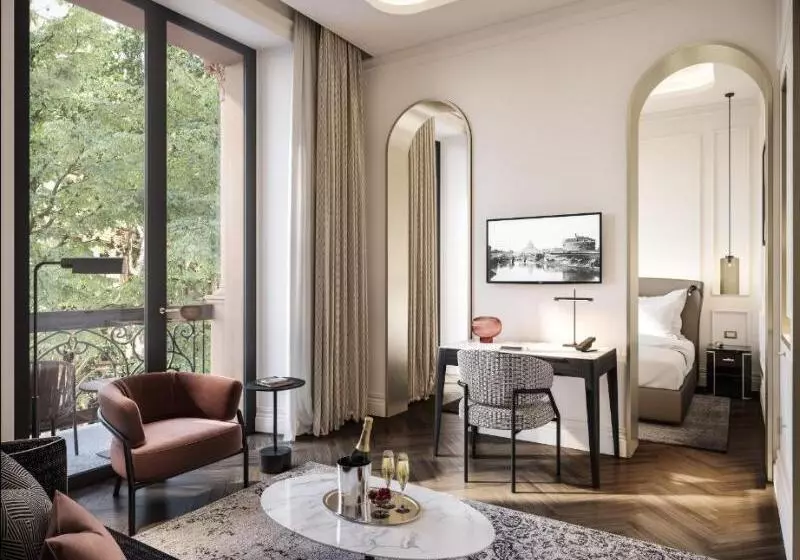 キングサイズベッドのジュニアスイート, Intercontinental Rome Ambasciatori Palace, An Ihg
