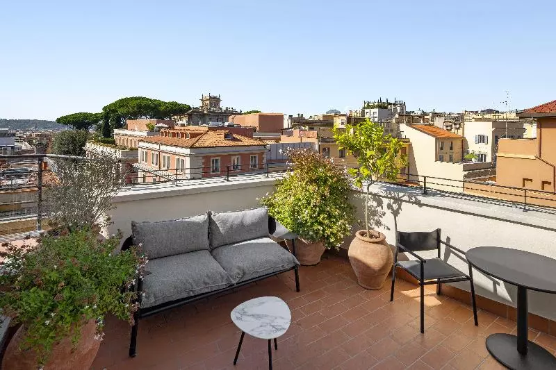 スイート, Intercontinental Rome Ambasciatori Palace, An Ihg