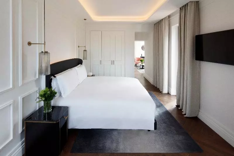 スイート, Intercontinental Rome Ambasciatori Palace, An Ihg