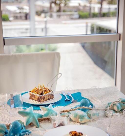 اتاق اقتصادی با چشمانداز کنار دریا, Kursaal