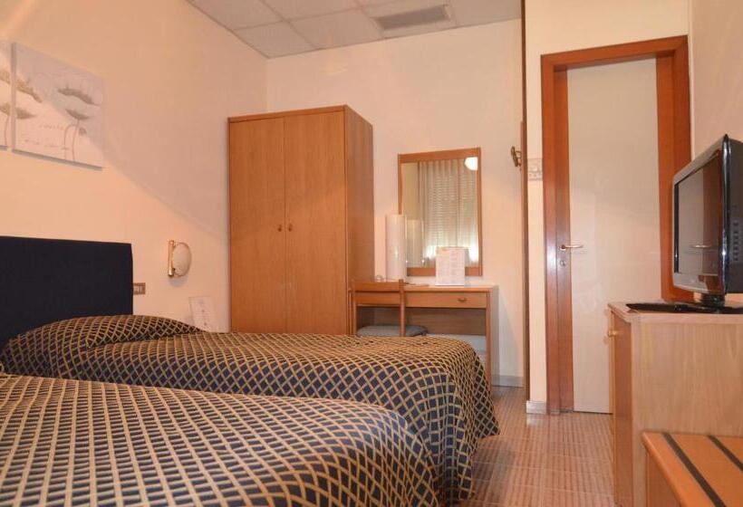 Номер Стандарт Трехместный, Magnolia