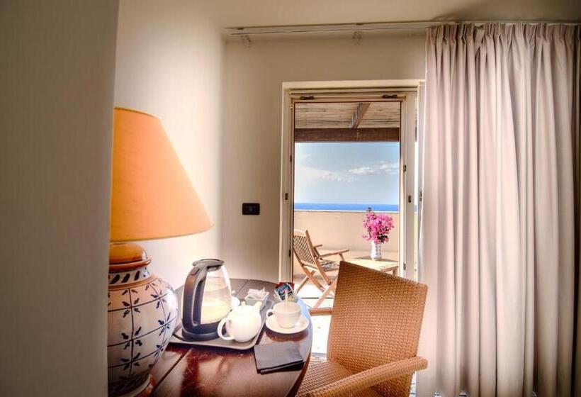 스위트, Mursia Resort & Spa