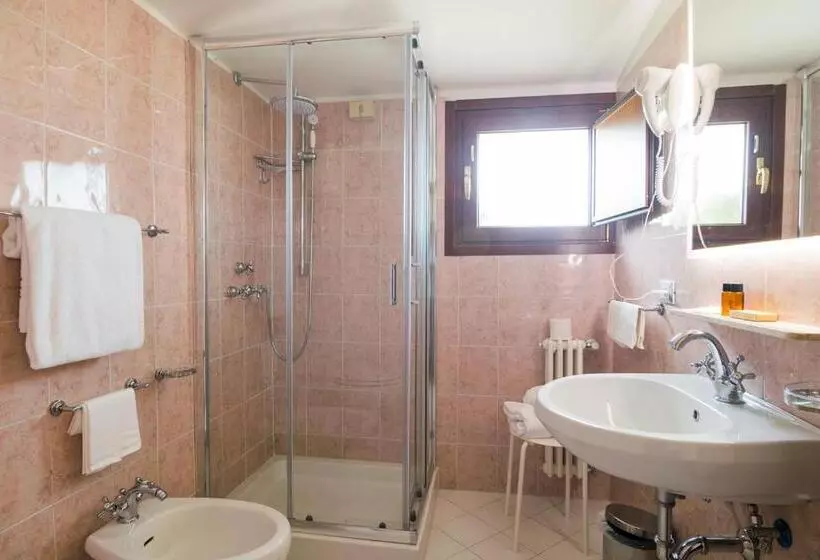 Junior Suite con Terrazza, Pacific