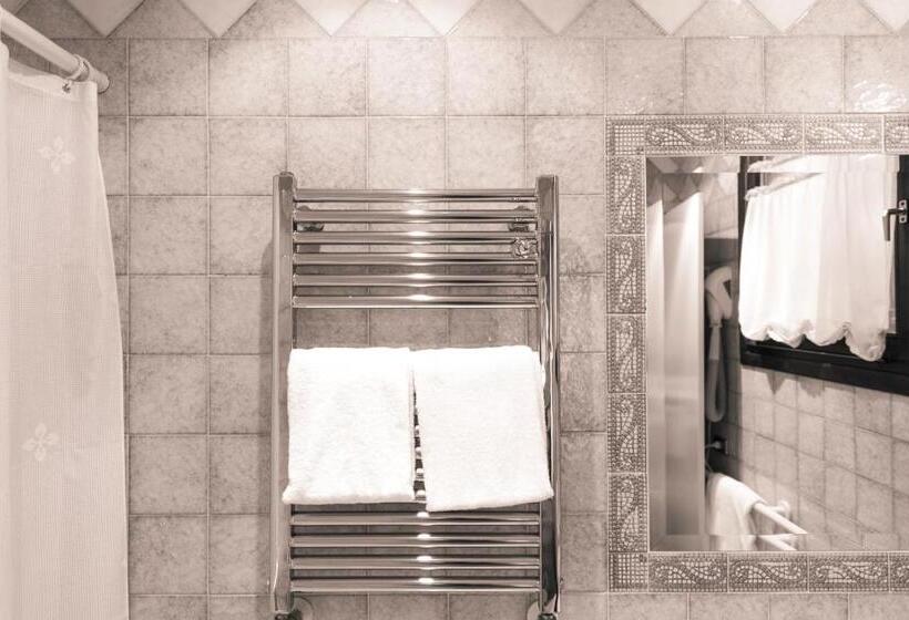 수피리어 룸, Relais Leon D'oro