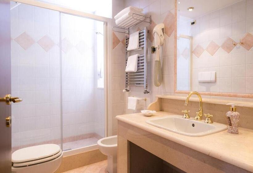 디럭스 룸, Relais Leon D'oro