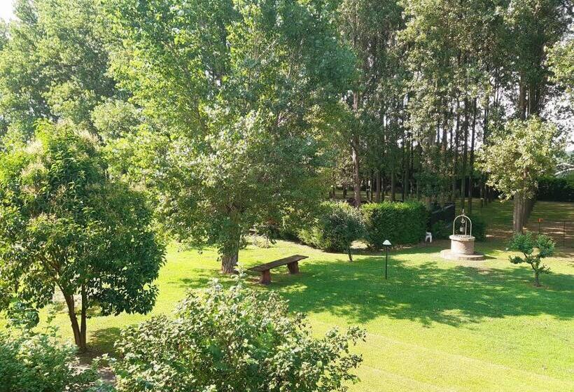 스탠다드 스튜디오, Relais Leon D'oro