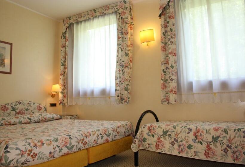Номер Стандарт Трехместный, Relais Leon D'oro