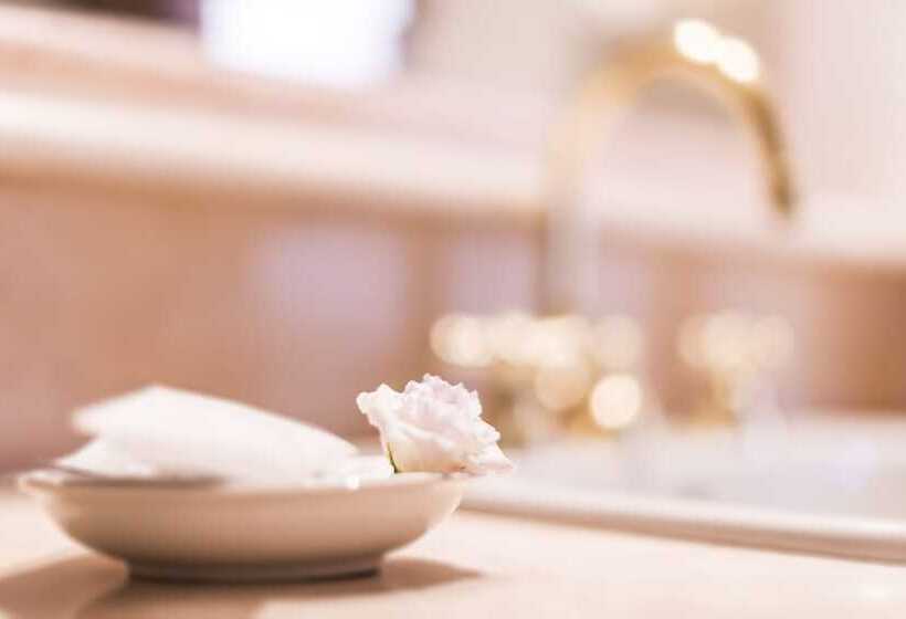 디럭스 룸, Relais Leon D'oro