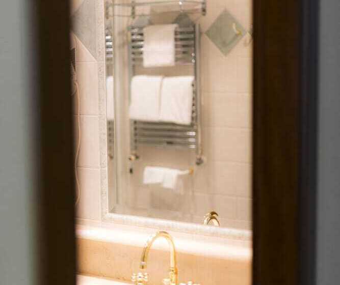 스탠다드 스튜디오, Relais Leon D'oro