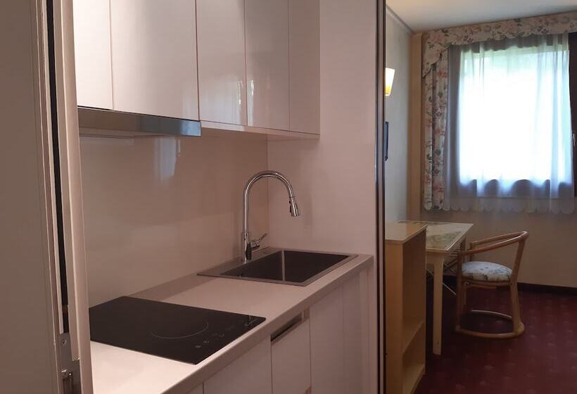 스탠다드 스튜디오, Relais Leon D'oro