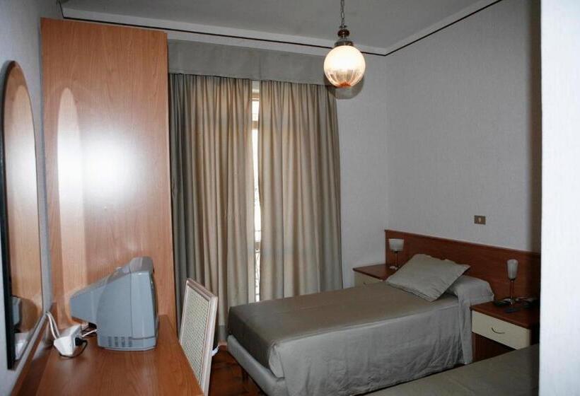 スタンダードシングルルーム, Albergo Amici