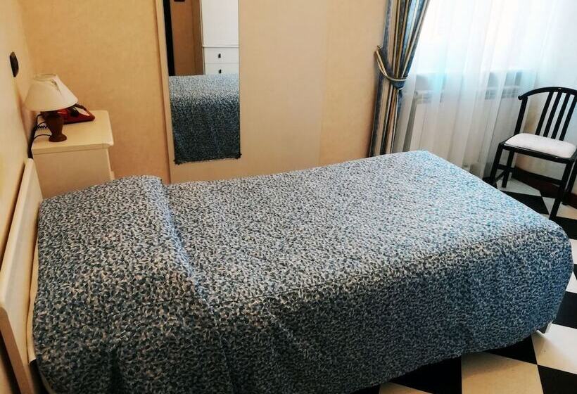 スタンダードシングルルーム, Albergo Amici