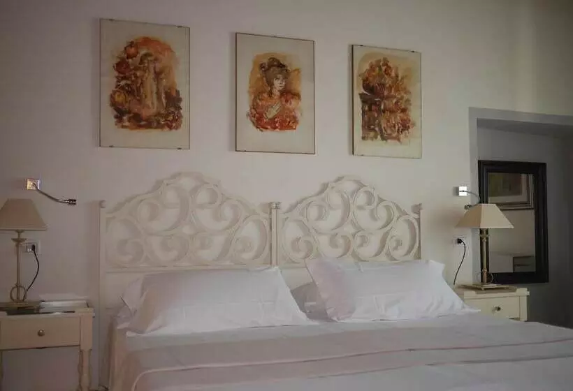 Standard Kolmen Hengen Huone, Grand Hotel San Gemini