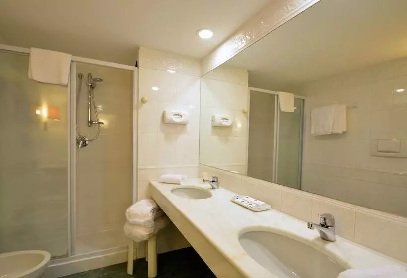 سوییت جونیور, Best Western Hotel Genio