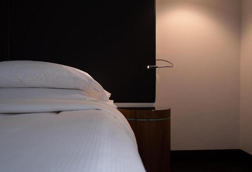 اتاق استاندارد سه نفره, Best Western Plus Hotel De Capuleti