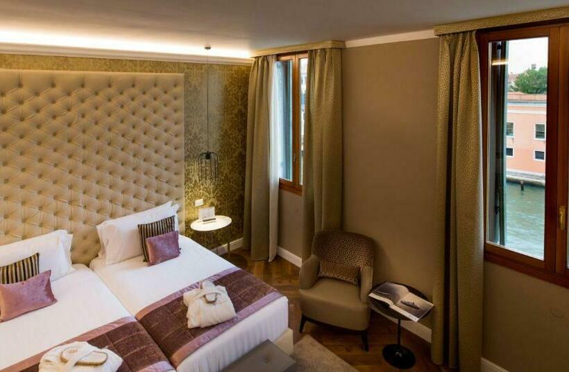 اتاق لوکس با چشم‌انداز, Bw Premier Collection Chc Continental