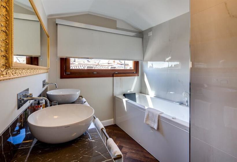 سوییت لوکس, Bw Premier Collection Chc Continental