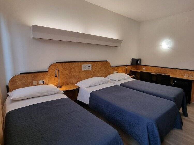 اتاق استاندارد سه نفره, Cityhotel Cristina Vicenza