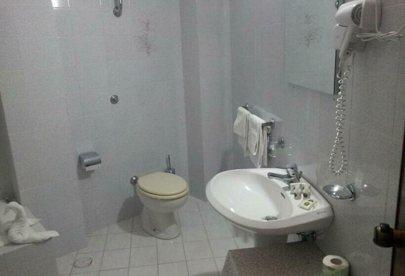 חדר סטנדרט יחיד, Eden