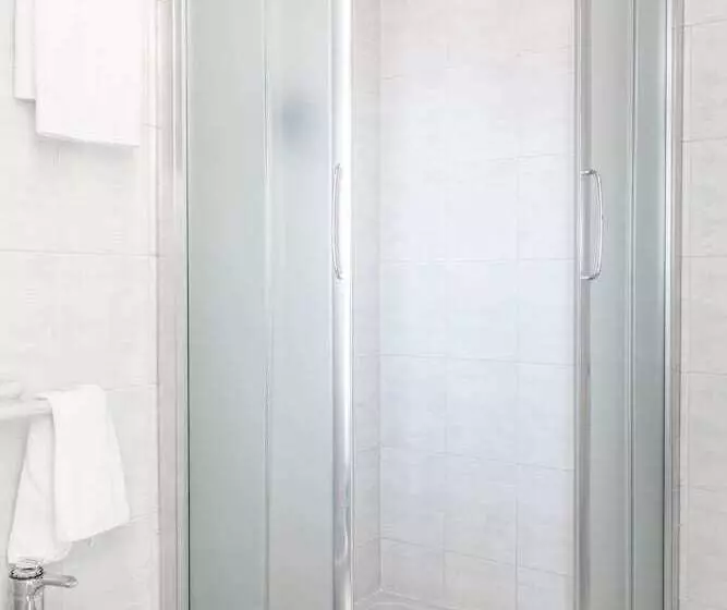 Camera Comfort, Il Telamonio