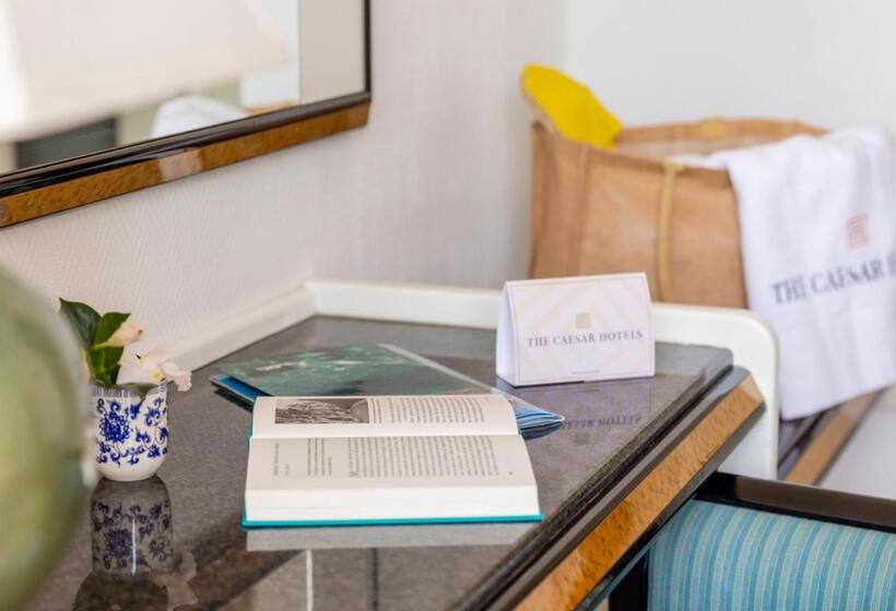 标准三人间, Il Telamonio