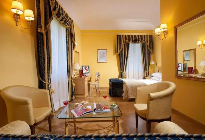 سوییت جونیور با چشم‌انداز دریا, Imperial Hotel Tramontano