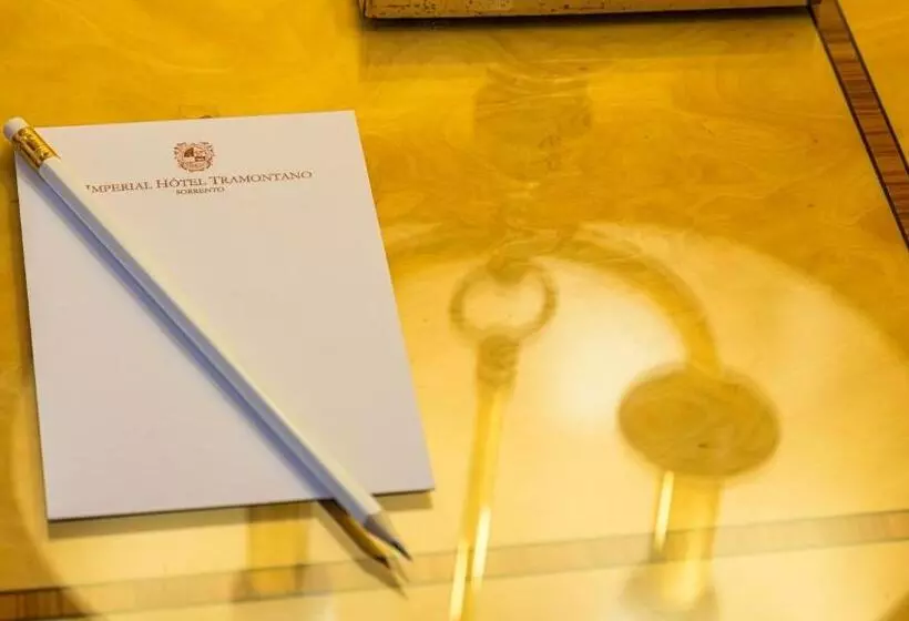 سوییت جونیور با چشم‌انداز دریا, Imperial Hotel Tramontano
