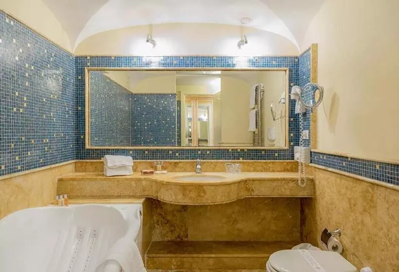 Deluxe Suite Sea View, Imperial Hotel Tramontano