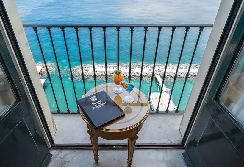 اتاق سوپریور با چشم‌انداز دریا, Imperial Hotel Tramontano