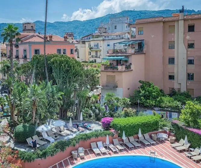 اتاق کلاسیک یک تخته, Imperial Hotel Tramontano