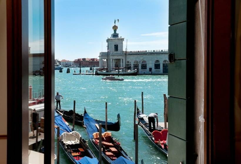 Люкс, Monaco & Grand Canal