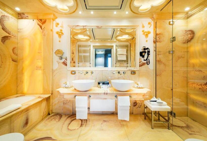 Люкс с Видом, Monaco & Grand Canal