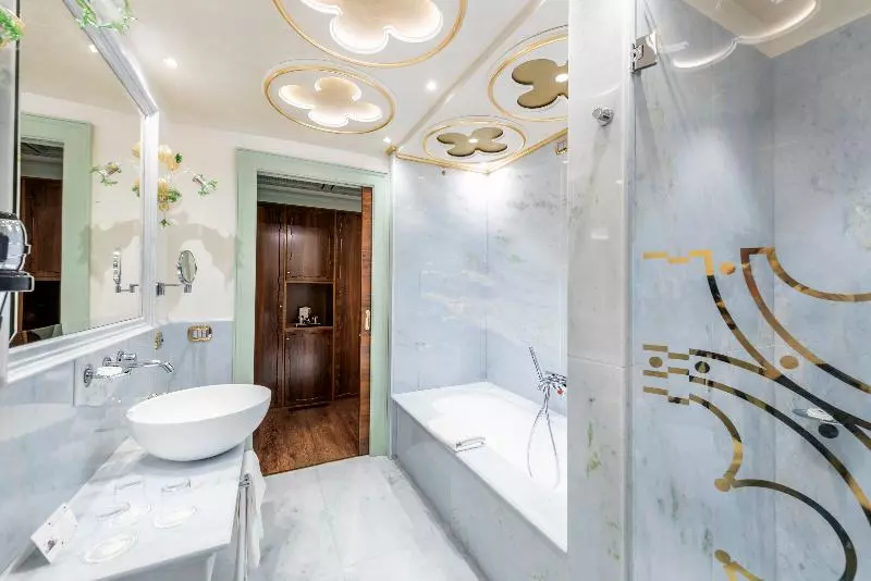 Suite Junior, Monaco & Grand Canal