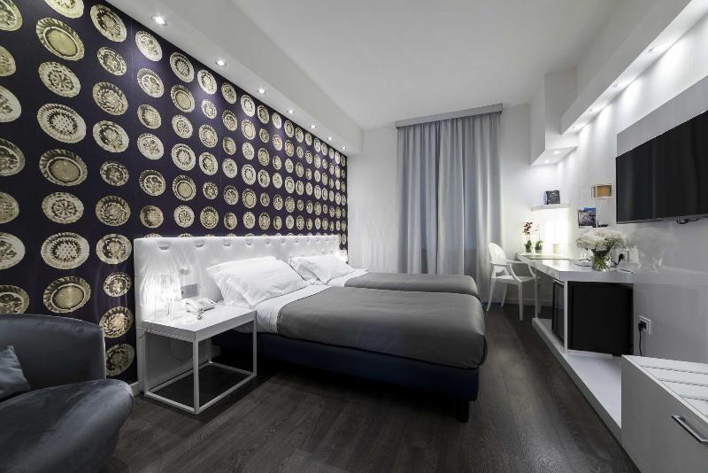 اتاق کلاسیک, Montestella