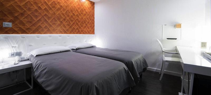 اتاق کلاسیک, Montestella