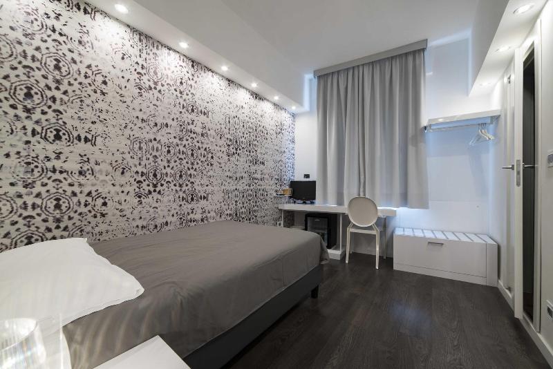 اتاق عادی یک تخته, Montestella