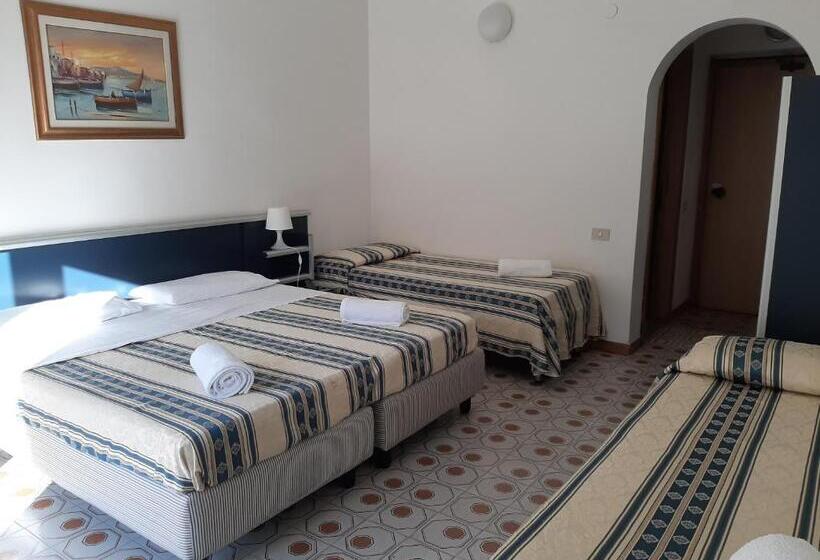 デラックスの４人部屋, Parco Delle Rose