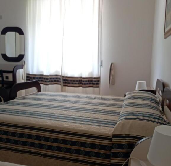 エコノミートリプルルーム, Parco Delle Rose