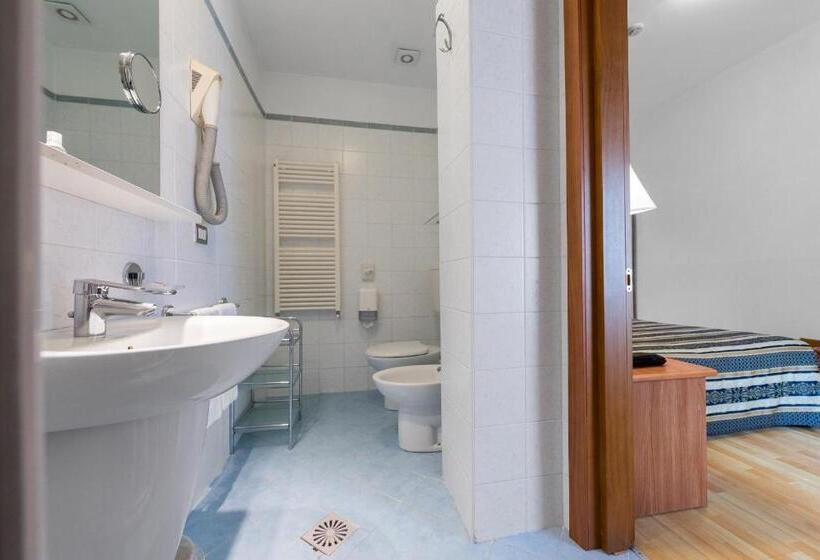 اتاق استاندارد, Piccolo