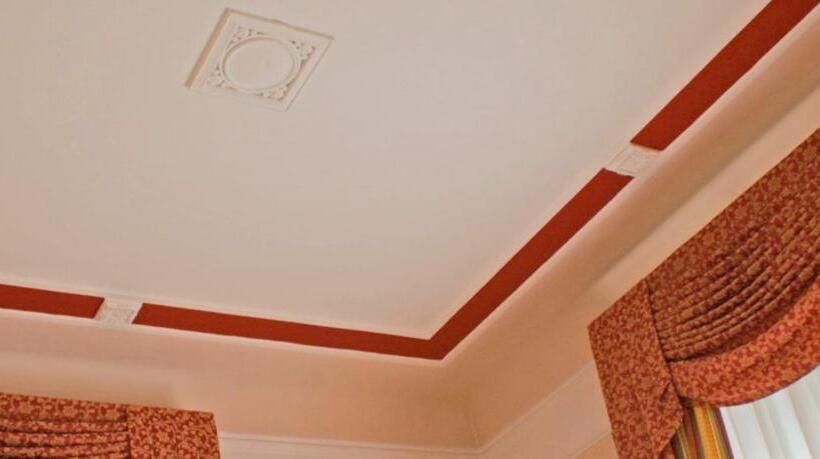 غرفة قياسية مزوَّدة بتراس, Progresso