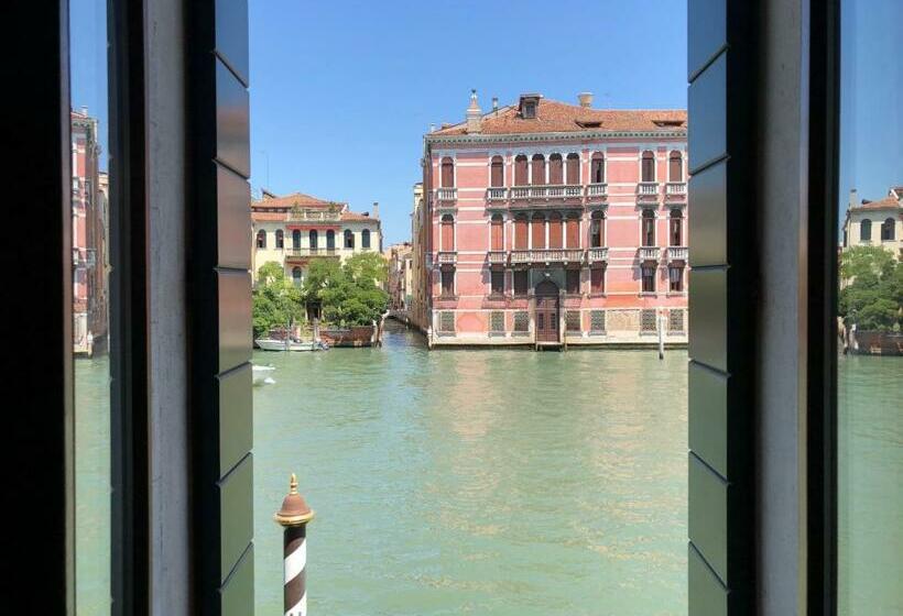 اتاق لوکس با چشم‌انداز, Residenza D Epoca San Cassiano